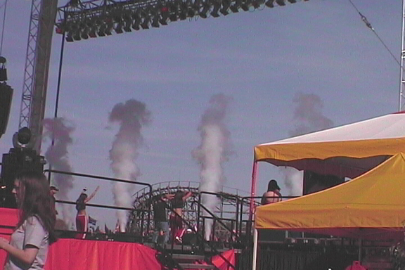 concert stage with cryo co2 jets blasts