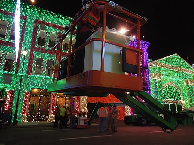 install at disney snow machines