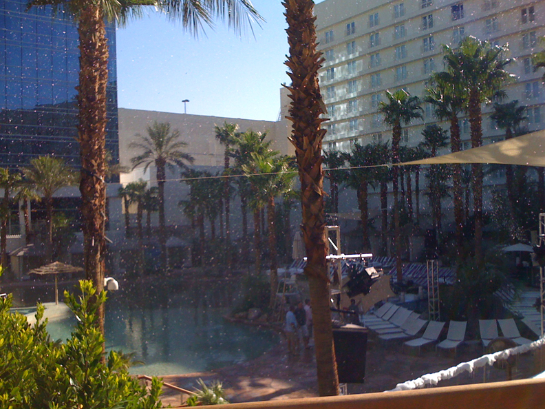 The snow machines you can use by a pool