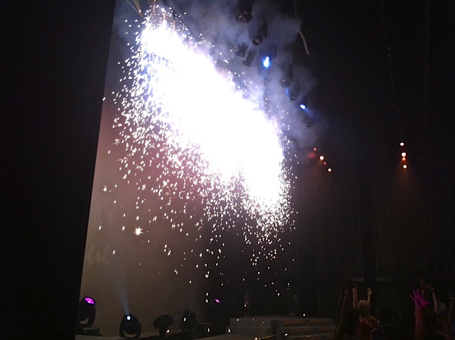 indoor pyrotechnics waterfall effect Miss florida