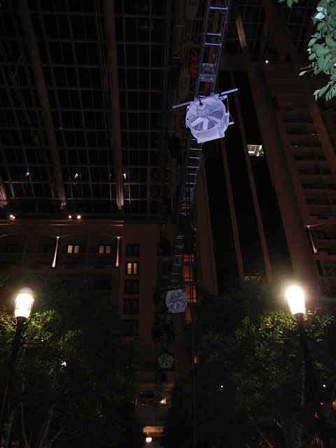 snow machines on truss in thegaylord national Harbor resort