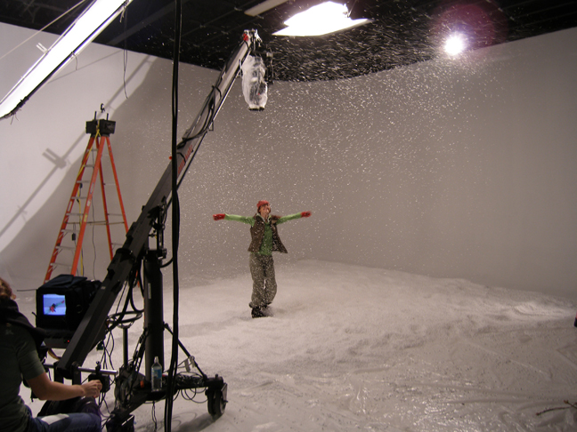 Special Effects Snow - Faux Snow - Movie snow effects services - Flocking  SnoFoam - Snowcel - Snow Blankets - fake snow decoration - Crystal Clear  Acrylic Icicles - Faux Snow™ Ground