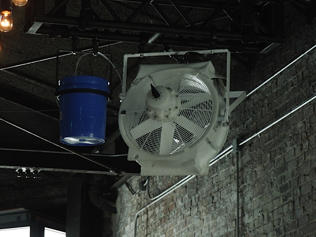 snow machine pail holder